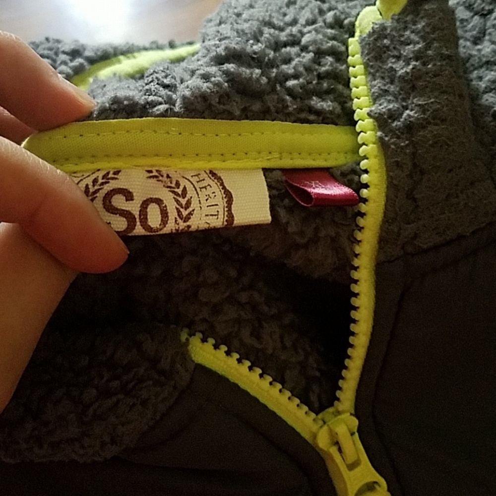 Jacket - Picture 2 of 3